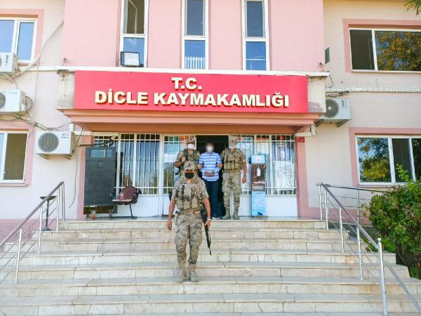 20 yıl hapisle aranan hükümlüyü JASAT yakaladı