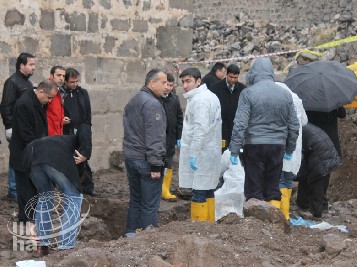Diyarbakır'daki Kazılarda 2 Kafatası Daha Bulundu
