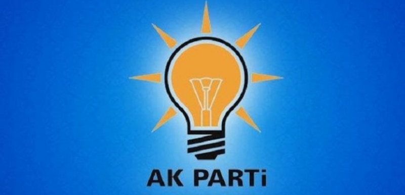 AK Parti'nin Diyarbakır’daki 12 İlçe başkanı istifa etti 