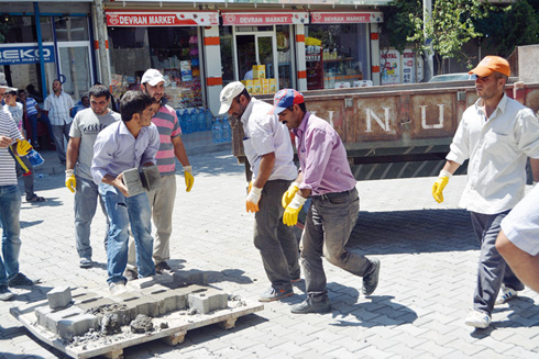 Aœst yapı çalışmaları sürüyor