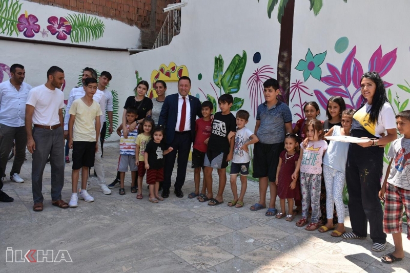 Belediyeler siyaset yeri değil, hizmet yeridir 