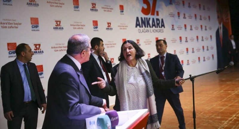 CHP Ankara Kongresi'nde Tevfik Koçak'ın cinsiyetçi söylemi tepki çekti