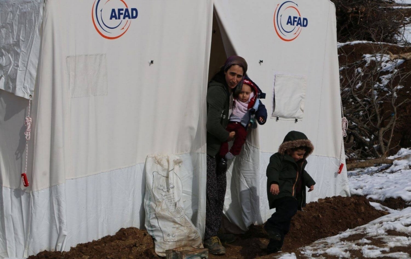 Depremzedeler dondurucu soğuklar ve psikolojik sorunlar ile boğuşuyor