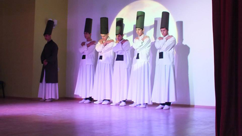 Dicle'de Mevlana Celaleddi-i Rumi'nin Vuslat Gecesi Düzenlendi