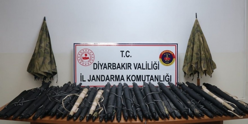 Diyarbakır Lice’deki operasyonda termal şemsiyeler ele geçirildi 