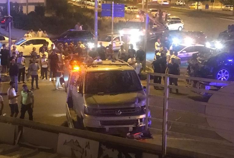 Diyarbakır’da araç markete daldı: 1 ölü, 6 yaralı