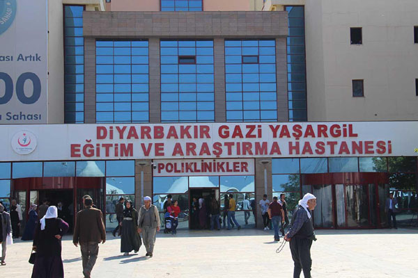 DİYARBAKIR’DA HASTANELER DOLDU!