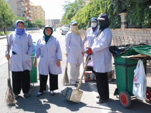 Diyarbakır'da temizlik kadınlara emanet