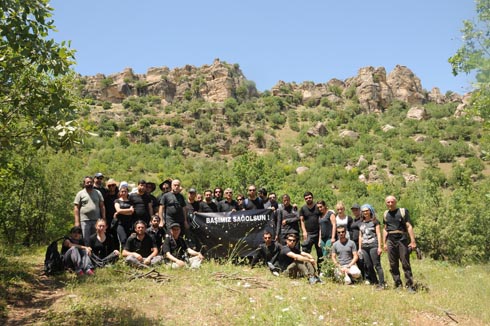 Dağcılar,  Kralkız Barajı A‡evresindeki Dağlara Tırmandı