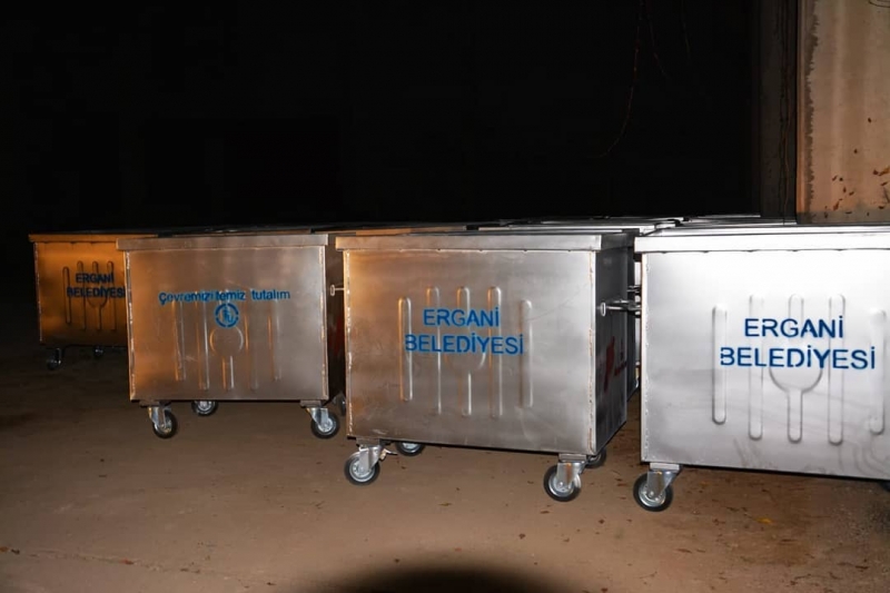 Ergani Belediyesi 500 çöp konteyneri satın aldı