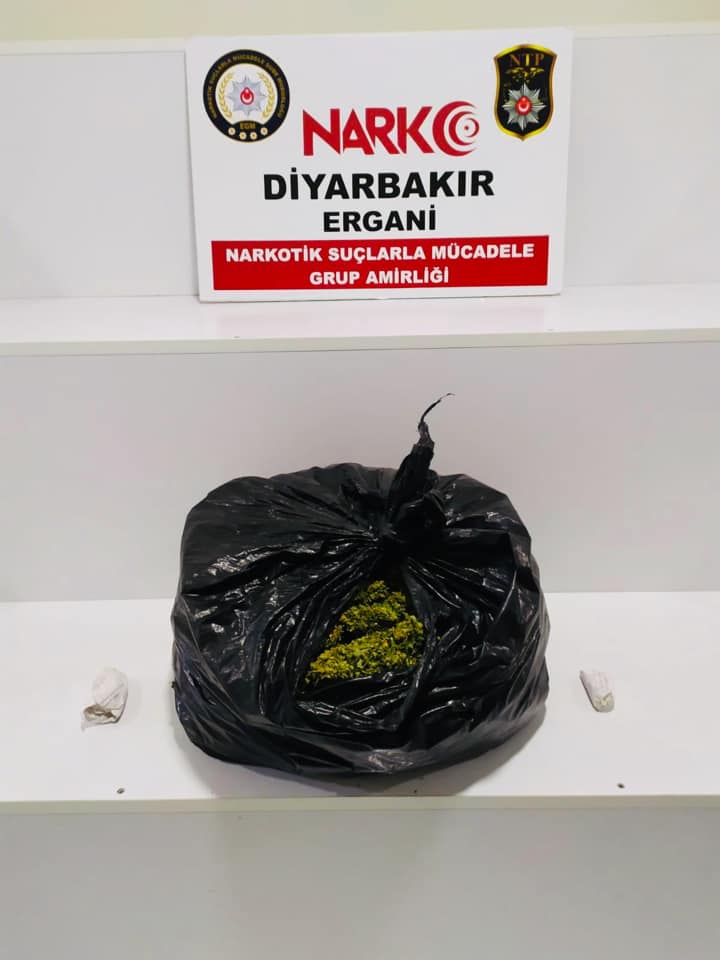 Ergani'de 3 kilo 150 gram esrar ele geçirildi