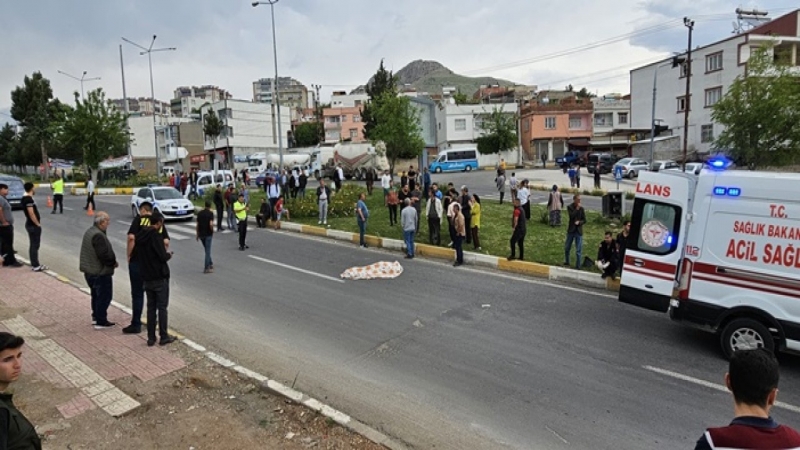 Ergani'de cezaevi aracının çarptığı yaya yaşamını yitirdi