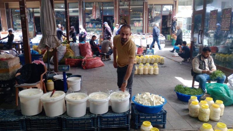 Ergani’de yaz geldi, peynir sezonu açıldı