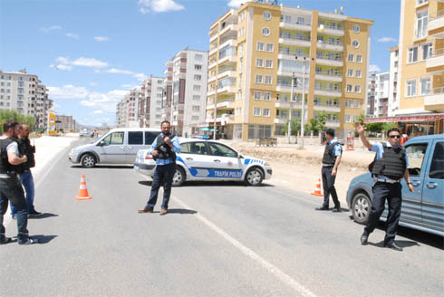 ŞAœPHELi PAKET FAœNYE iLE PATLATILDI