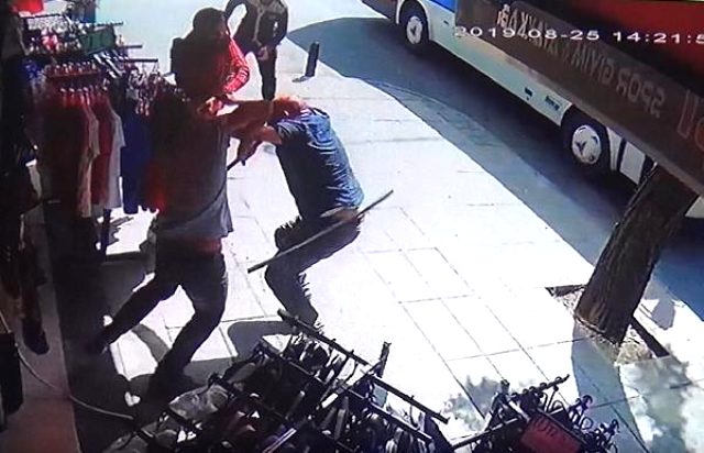 Kavgada palalar ve bıçaklar konuştu!