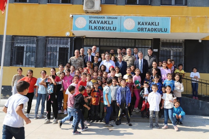 Kaymakam Karaaslan Kırsal Mahalle Ziyaretlerine Devam Ediyor 