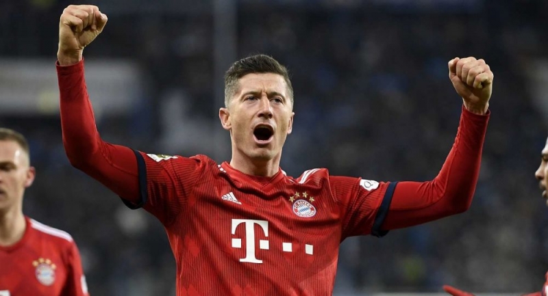 Robert Lewandowski, Bundesliga tarihine geçti