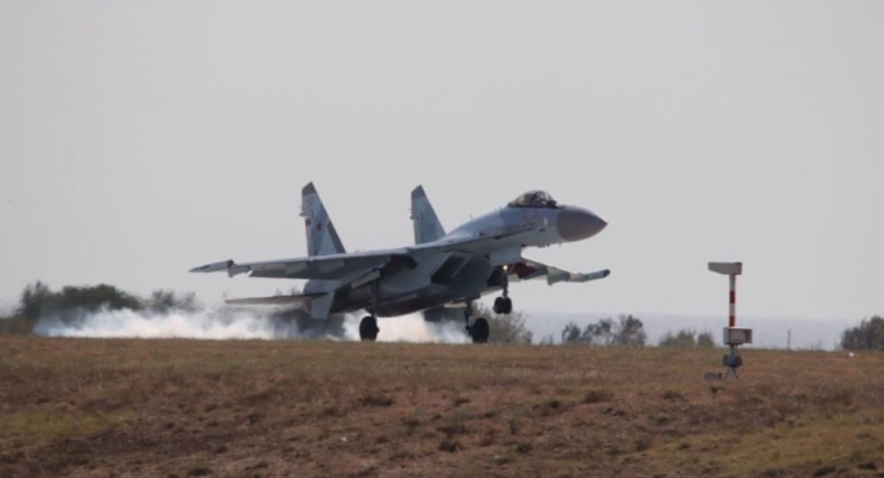 Rus Su-35 uçağı, TEKNOFEST için İstanbul'da