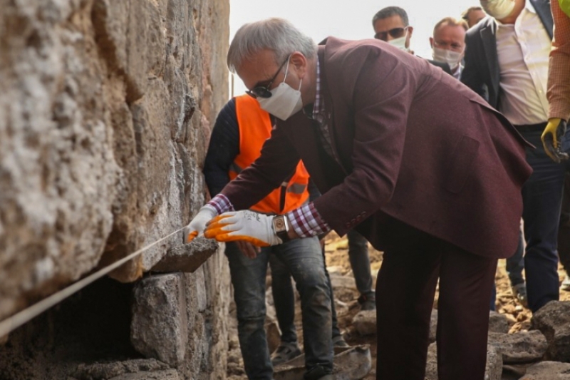 Surlar’da diriliş devam ediyor