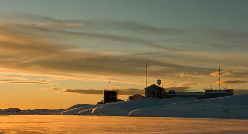 Ukrayna'nın Antarktika istasyonu 'kanlı karla' kaplandı
