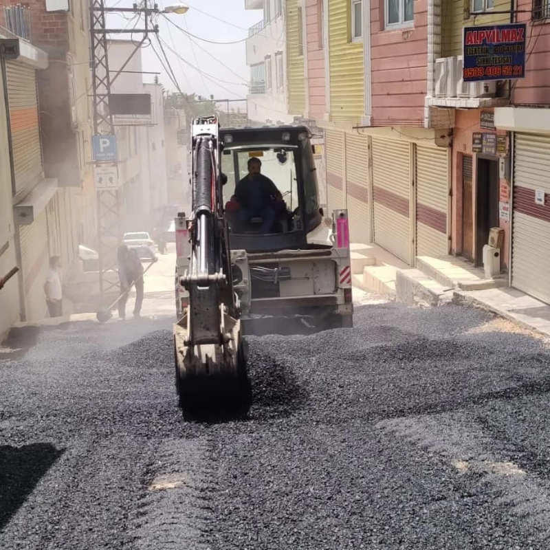 Yol yapım ve onarım çalışması