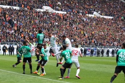 Amedspor Esenler Erokspor’u 1-0 yendi