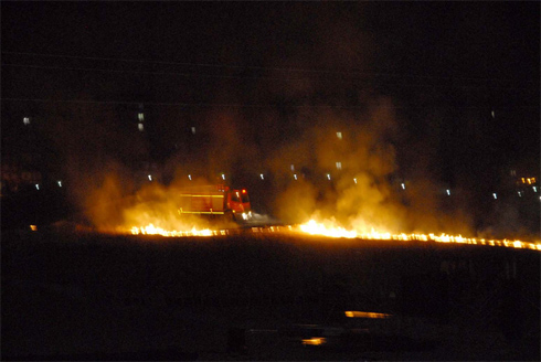 ANIZ YANGINI KORKUTTU