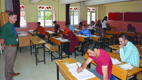 Erganiç™de açıköğretim sınavı isyanı