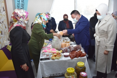 BAŞKAN BEYOĞLU'NDAN ANLAMLI YERLİ MALI HAFTASI DAVRANIŞI 
