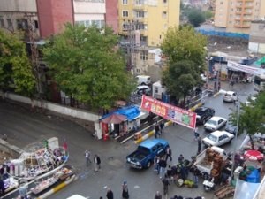 Bayram Hareketliliği Esnafın Yüzünü Güldürdü