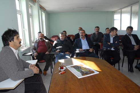 Kartalmış Muhtarlarla Bir Araya Geldi