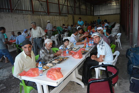 Belediye iftar A‡adırı Açtı