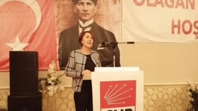 CHP DİYARBAKIR’DA BİR İLK: İL BAŞKANLIĞI KADIN BAŞKANA EMANET