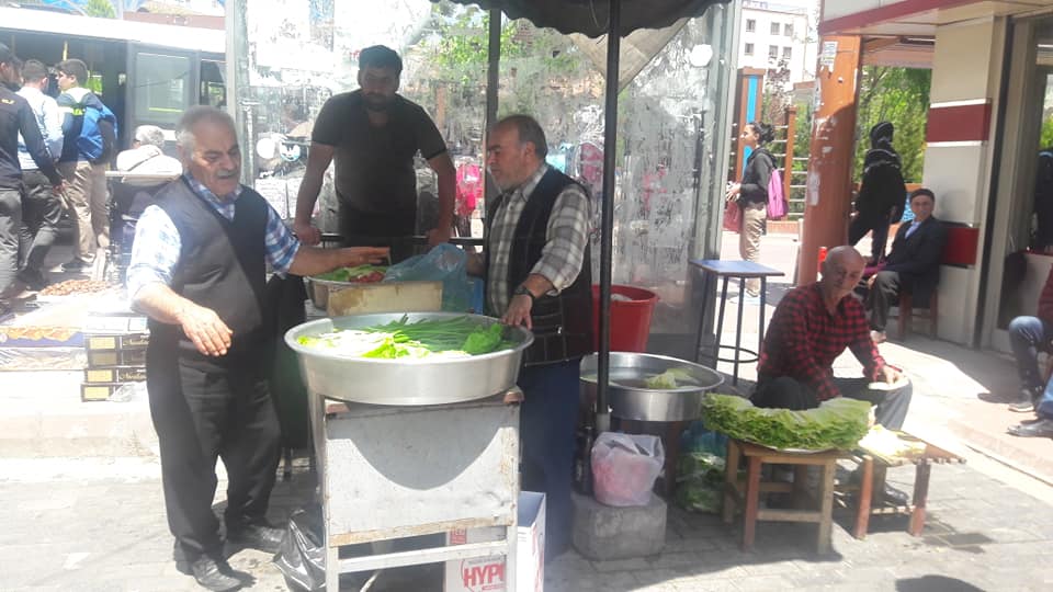 A‡iğköfte ekmek kapısı gibi