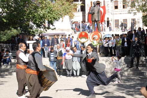 Cumhuriyet 90 Yaşında