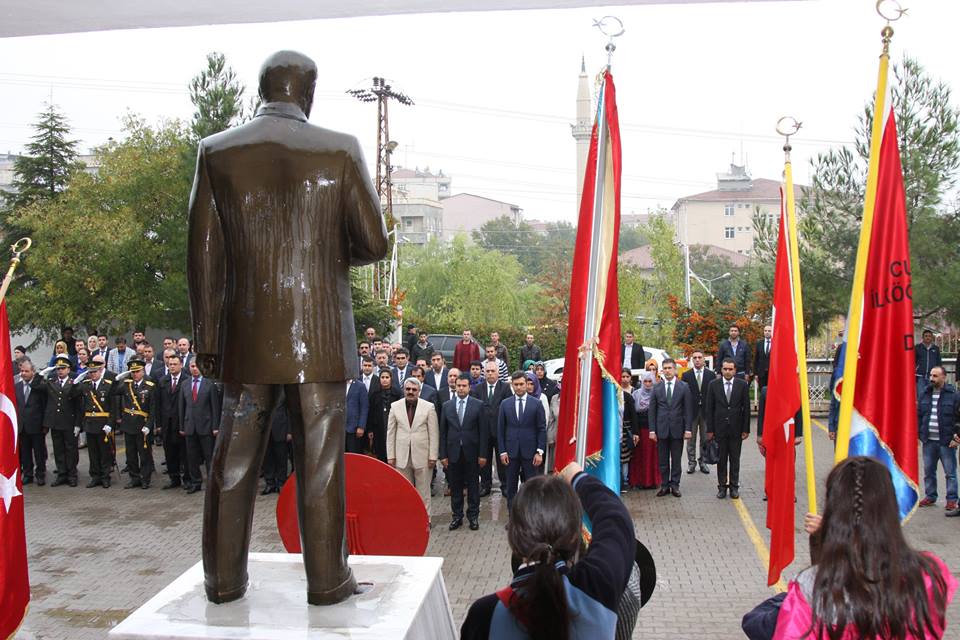 Cumhuriyet Bayramı Ergani'de Kutlandı