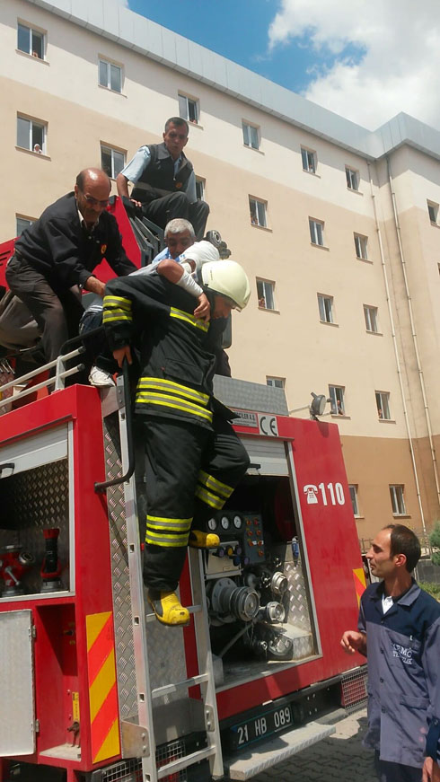 Devlet Hastanesinde Yangın Tatbikatı