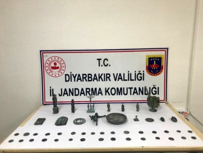 Diyarbakır'da 48 tarihi eser ele geçirildi