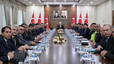 Diyarbakır'da 'eğitim' zirvesi: Vali'den talimat