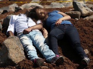 Diyarbakır'da iki ceset bulundu