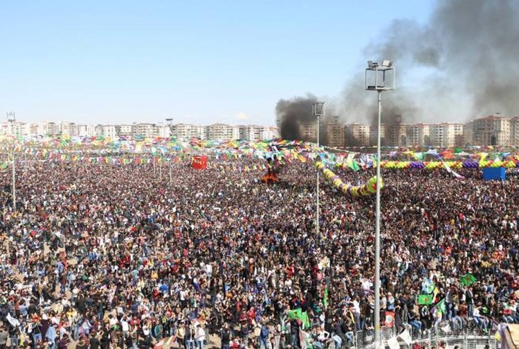 Diyarbakırç™da Nevroz kutlandı