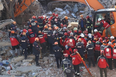 ELAZIĞ’DAKİ DEPREMDE ÖLÜ SAYISI 40’A YÜKSELDİ