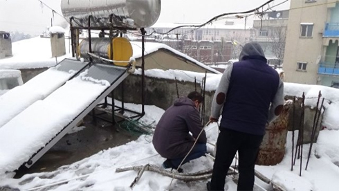 Ergani'de Güneş Enerji Sistemleri Dondu