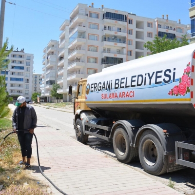 Ergani Belediyesi 3 su tankeri kiraladı