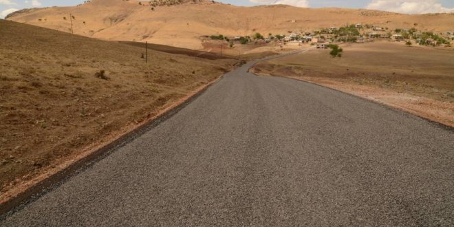 Ergani kırsal mahalle yollarında 121 km yol çalışması