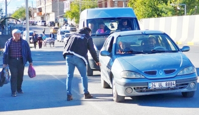 Ergani’de broşür ile vatandaşlar bilgilendirildi