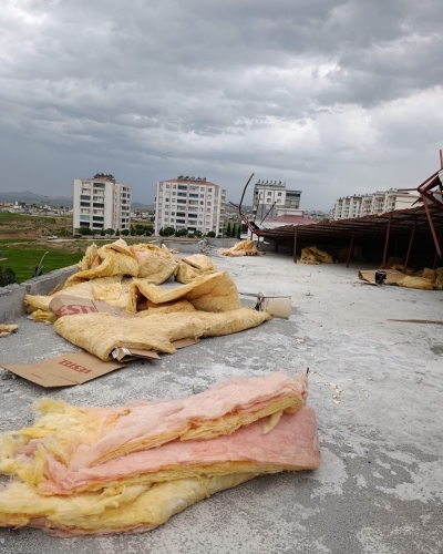 Ergani’de şiddetli fırtına etkili oldu
