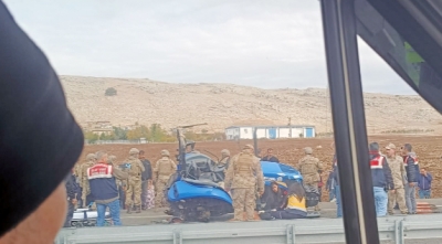 Ergani'de tır ile traktör çarpıştı: 1 ölü, 1 yaralı