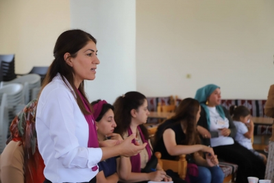 Eş Başkan Azak kadınlarla buluştu