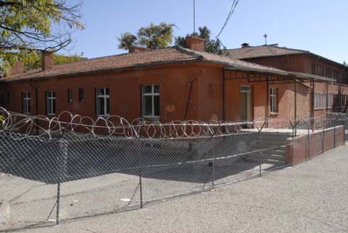 Eski Bina Tel A–rgülerle A‡evrildi